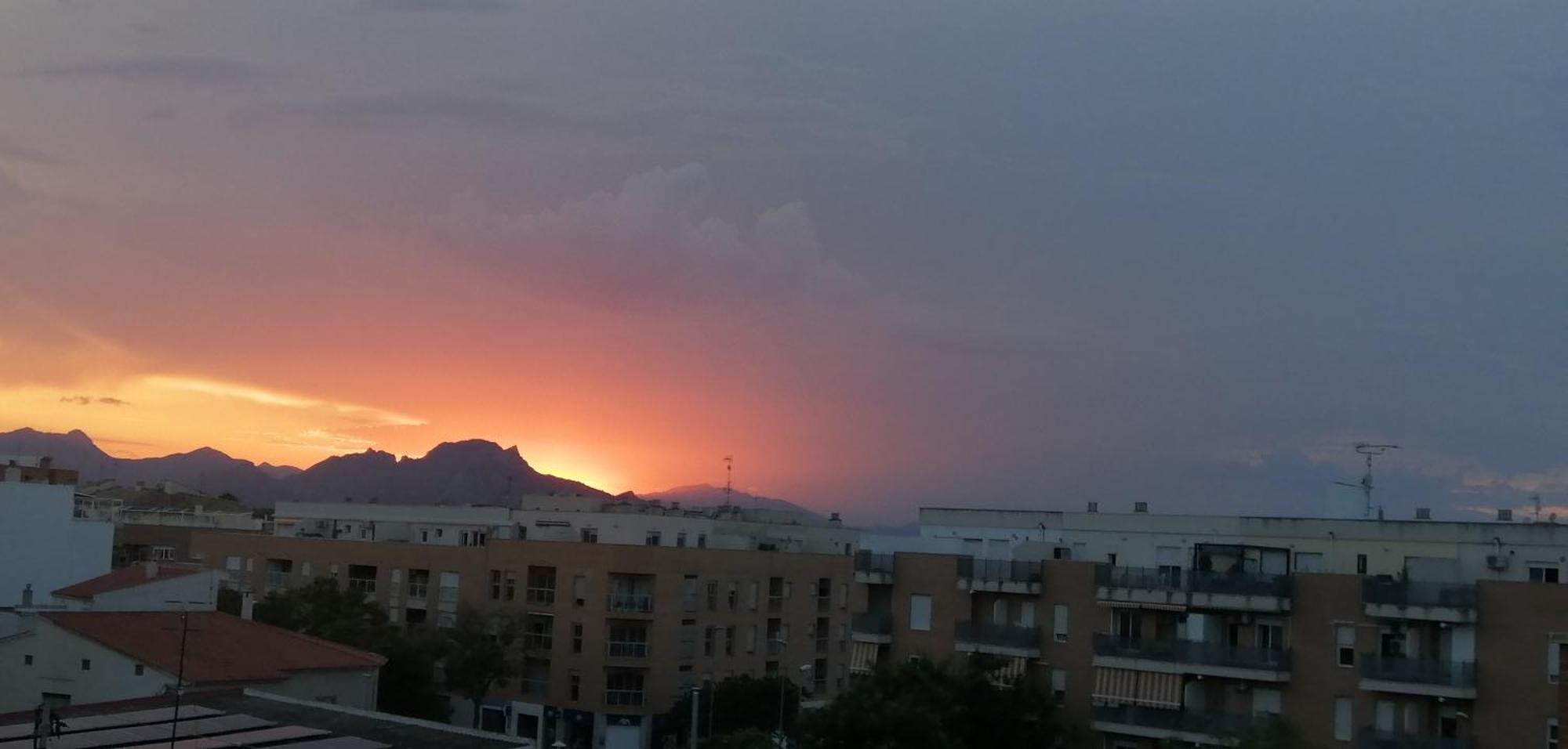 Atico Duplex Con Gran Terraza Por